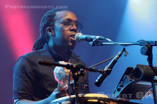 SHABAZZ PALACES - 2012-05-25 - PARIS - Espace Charlie Parker - Grande Halle - 